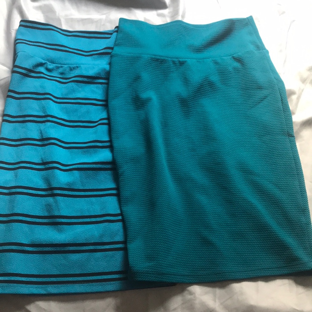 Two Cassie skirts xs LuLaRoe